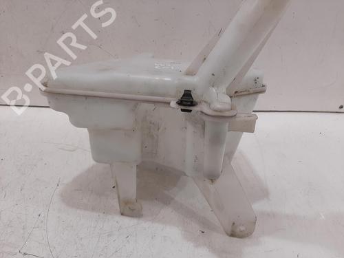 Windscreen washer tank TOYOTA YARIS (_P13_) 1.3 (NSP130_, NSP130) | BP31999466C113