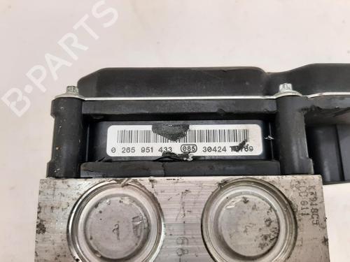 ABS pump PEUGEOT 5008 (0U_, 0E_) 2.0 HDi 150 / BlueHDi 150 | BP27281295M43 