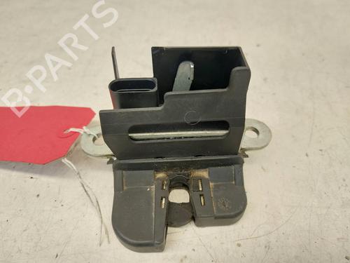 Used Tailgate lock VW GOLF V (1K1) 1.9 TDI (105 hp) 26848910