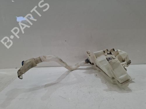 Used Windscreen washer tank Windscreen washer tank 39389536 39389536