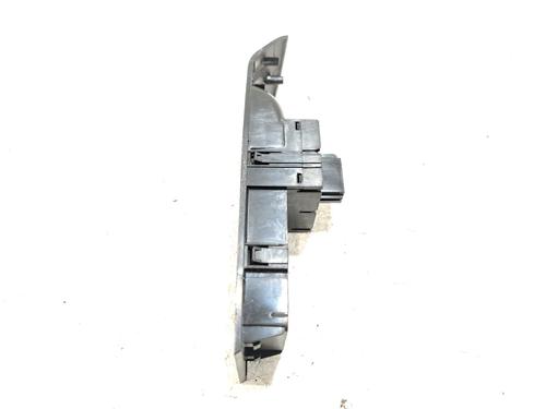 Right front window switch SKODA FABIA III (NJ3) 1.4 TDI | BP34233920I26 - Image 2