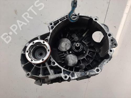 Getriebe für VW TIGUAN (AD1, AX1) 2.0 TDI (150 hp) 26856799