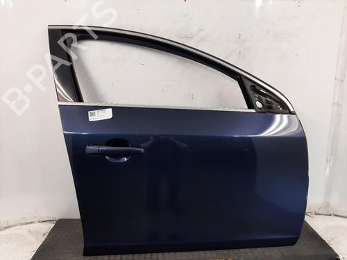 Used Right front door VOLVO V60 I (155) D3 / D4 (163 hp) 28039994