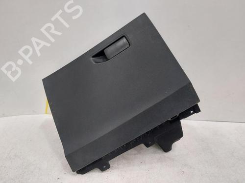 Used Glove box Glove box 26817554 26817554