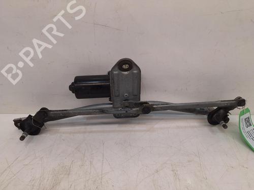 Used Front wiper motor KIA SPORTAGE III (SL) 1.7 CRDi (116 hp) 26828243