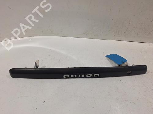 Used Tailgate handle FIAT PANDA (312_, 319_) 1.2 (312PXA1A) (69 hp) 31879680