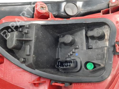 Right taillight RENAULT CLIO III (BR0/1, CR0/1) 1.2 16V Hi-Flex (BR1U, CR1U) | BP26853815C35 