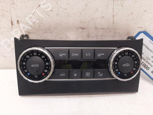 climate-control-mercedes-benz-c-class-coupe-c204-2011-37293175 main image