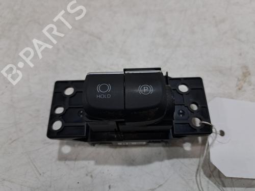 hand-brake-toyota-corolla-estate-_e21_-2019-32120651 main image
