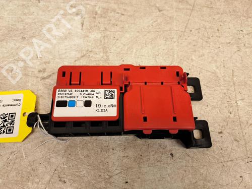 Used Fuse box Fuse box 29235480 29235480