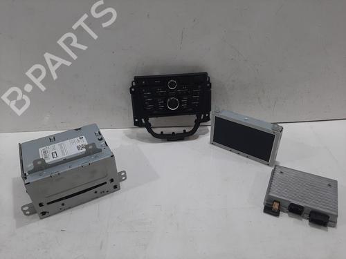 Autoradio VAUXHALL ASTRA Mk VI (J) GTC (P10) 1.4 (140 hp) 30671311