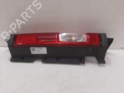 Right taillight VAUXHALL VIVARO A Bus (X83) 2.0 CDTI | BP30495203C35