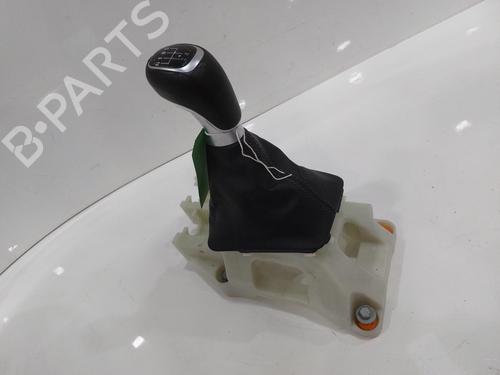 Used Gear lever Gear lever 26848024 26848024