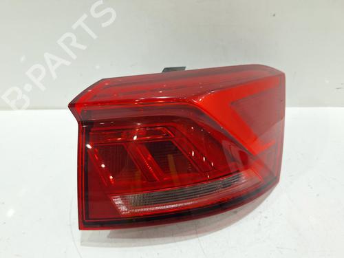 Used Right taillight VW T-ROC (A11, D11) 2.0 TDI (150 hp) 27872840