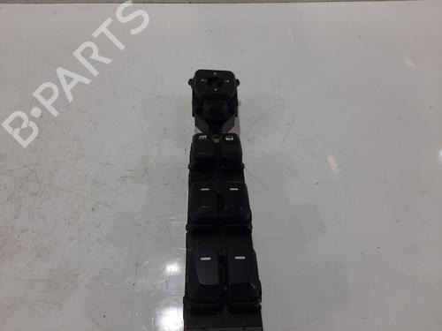 Used Switch HYUNDAI ix35 (LM, EL, ELH) 1.7 CRDi (116 hp) 33180027