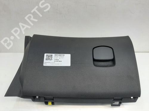 Used Glove box VAUXHALL CORSA Mk III (D) (S07) 1.4 (L08) (101 hp) 28085272