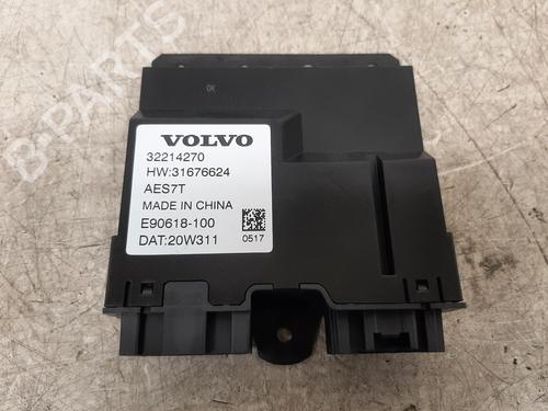 Used Control unit VOLVO XC60 II (246) T8 Hybrid Polestar AWD (405 hp) 26835951