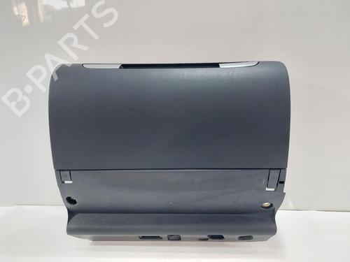 Used Glove box AUDI A3 (8P1) 1.9 TDI (105 hp) 27872890