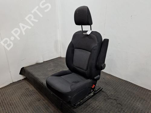 Right front seat NISSAN PRIMASTAR Van (X82) 2.0 dCi 130 | BP39569731C16 - Image 3