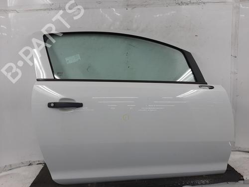 Used Right front door Right front door VAUXHALL CORSA Mk III (D) (S07) 1.0 i 12V (L08) (65 hp) 32851763 32851763