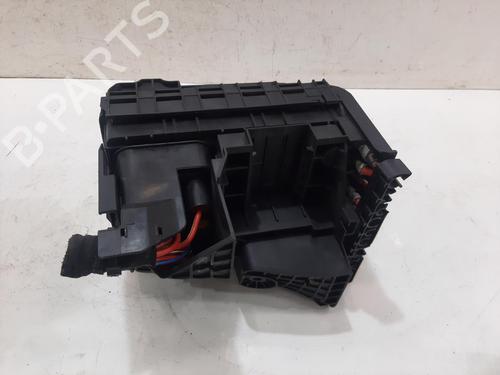 Used Fuse box Fuse box VW SCIROCCO III (137, 138) 2.0 TDI (150 hp) 32718291 32718291