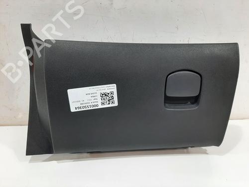 Used Glove box VAUXHALL CORSA Mk III (D) (S07) 1.4 (L08) (101 hp) 30057876