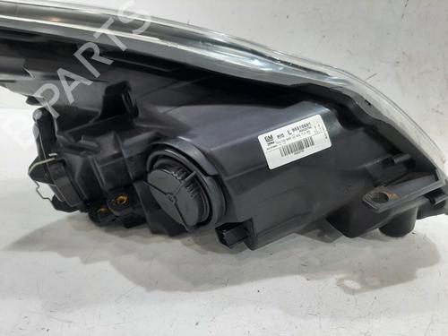 Left headlight VAUXHALL CORSA Mk III (D) (S07) 1.2 i 16V (L08) | BP31769453C28 