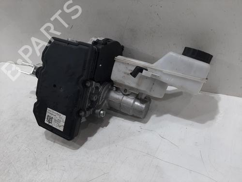 Brake master cylinder JAGUAR I-PACE (X590) EV400 AWD | BP30324228M77