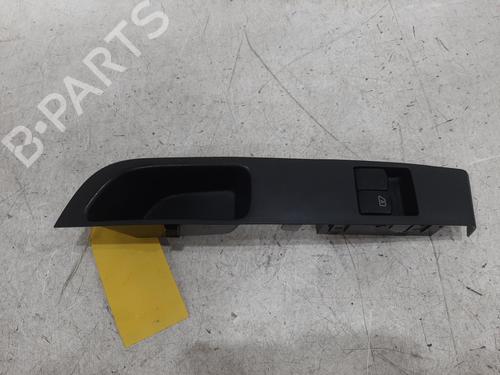 Used Switch NISSAN MICRA III (K12) 1.2 16V (80 hp) 26778618