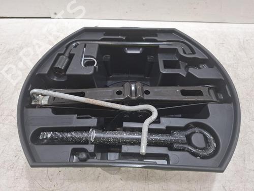 Used Jack Kit Jack Kit CITROËN C4 CACTUS 1.2 THP 110 (110 hp) 40185447 40185447