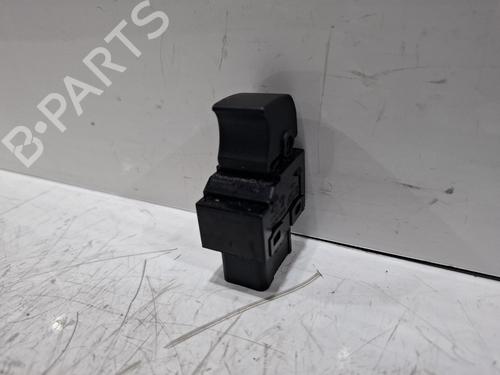 Venstre fortil elrude kontakt Venstre fortil elrude kontakt KIA VENGA (YN) 1.4 CVVT (90 hp) 39757284 39757284