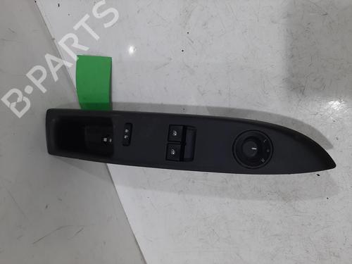 other-vauxhall-viva-c16-2015-2016-2017-2018-2019-34377533 main image