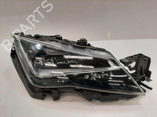 Used Right headlight Right headlight SEAT LEON (5F1) 2.0 TDI (150 hp) 33868519 33868519
