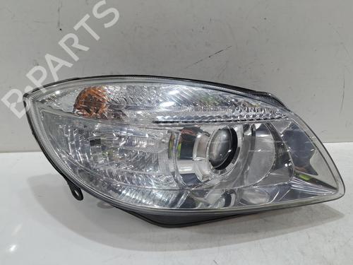 Used Right headlight SKODA FABIA II (542) 1.6 (105 hp) 29060634
