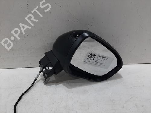 right-mirror-nissan-juke-f16_-2019-30721997 main image