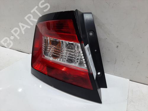Left taillight SKODA FABIA III (NJ3) 1.0 | BP29322726C34 