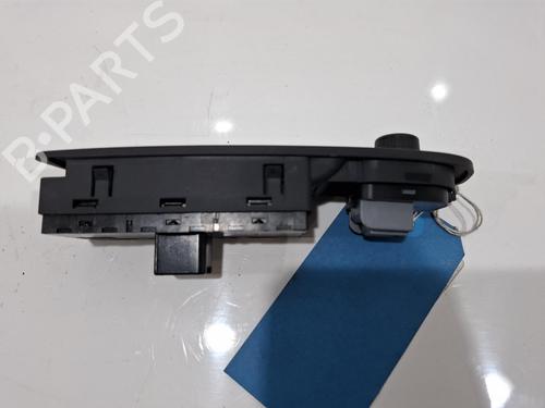 Right front window switch VW TIGUAN (5N_) 2.0 TDI | BP38429526I26 - Image 2