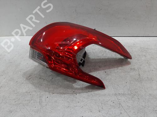 Used Right taillight PEUGEOT 2008 I (CU_) 1.2 VTi (82 hp) 32423047