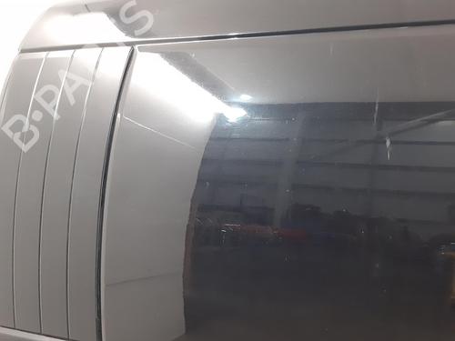Left front door LAND ROVER RANGE ROVER IV (L405) 4.4 SDV8 4x4 | BP29553445C2 