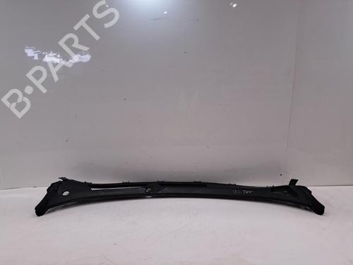 Griglia sotto parabrezza Griglia sotto parabrezza FORD FIESTA VI (CB1, CCN) 1.4 (97 hp) 36451406 36451406