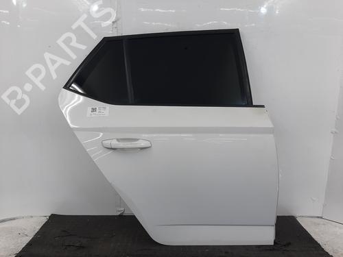 Used Right rear door Right rear door 38446269 38446269