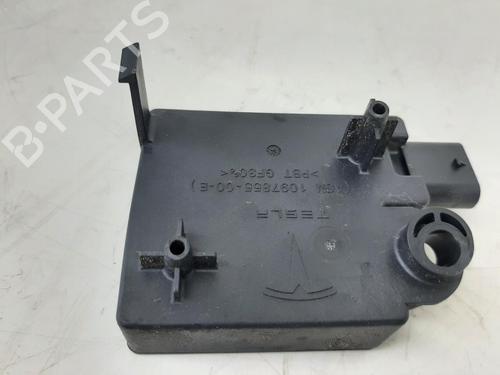 Computer TESLA MODEL 3 (5YJ3) EV | BP29266230M11 - Image 3