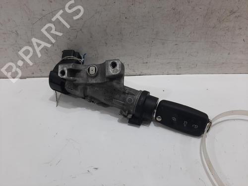Used Ignition barrel VW POLO V (6R1, 6C1) 1.2 (70 hp) 33035033