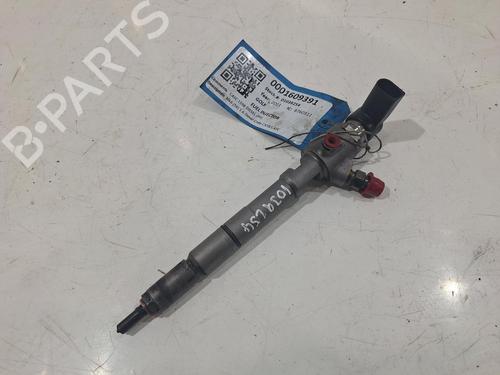 Injector VW GOLF VI (5K1) 1.6 TDI (105 hp) 31685611