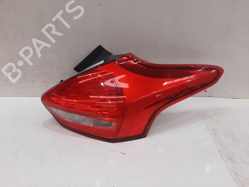Farolim direito Farolim direito FORD FOCUS III 1.0 EcoBoost (125 hp) 36254073 36254073