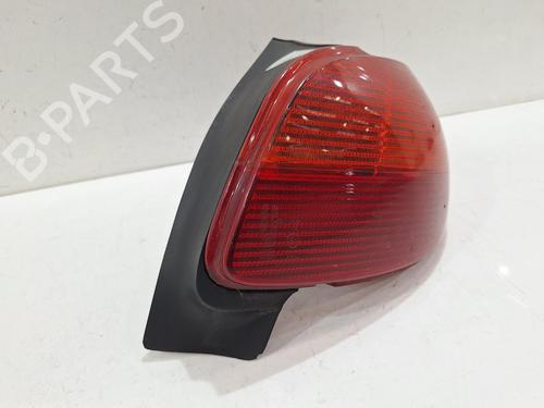 Used Right taillight PEUGEOT 206 Hatchback (2A/C) 1.1 i (60 hp) 26839526