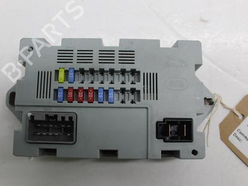 Used Fuse box LAND ROVER DISCOVERY IV (L319) 3.0 SDV6 4x4 (256 hp) 26766141