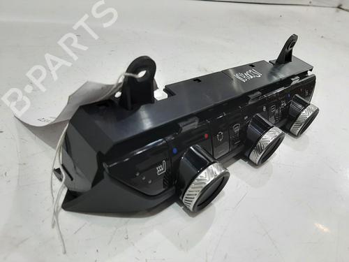 Climate control CITROËN C4 III (BA_, BB_, BC_) 1.2 PureTech 130 (BAHNSA, BAHNSB) | BP31999194I5