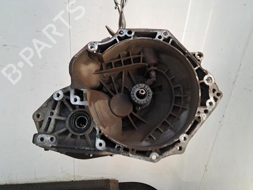 Used Gearbox VAUXHALL CORSA Mk IV (E) (X15) 1.2 (69 hp) 26764267