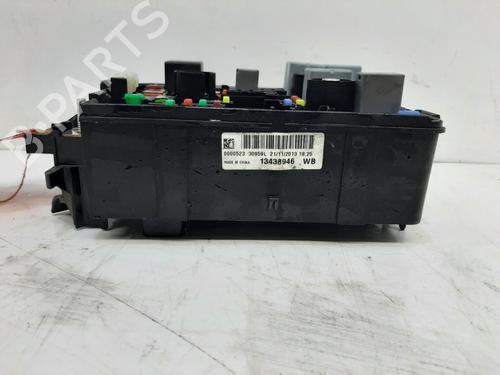 Used Fuse box VAUXHALL ADAM (M13) 1.2 (69 hp) 28038280